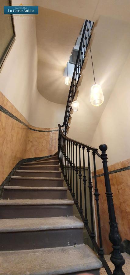 B&B La Corte Antica - Luino Lago Maggiore Kültér fotó